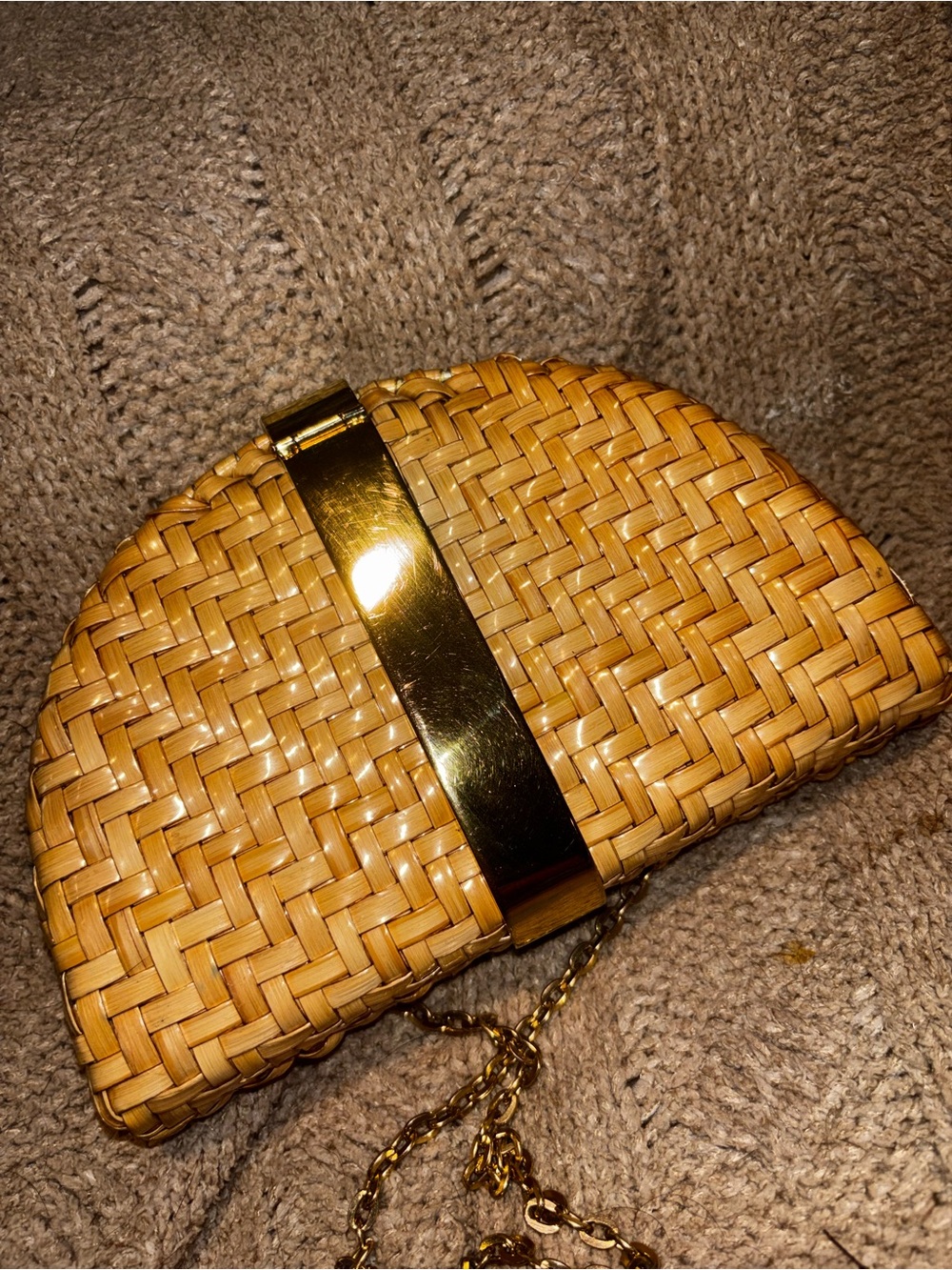 Vintage Ronora Woven Rattan Straw Half Moon Handbag Gold Chain Strap Hong Kong - Picture 5 of 9